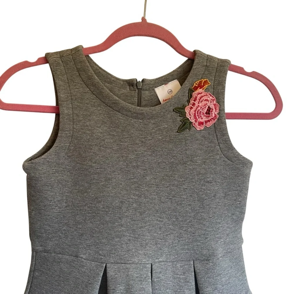 Hanna‎ Andersson Gray Dress with Pink Floral Detail Pockets Too!